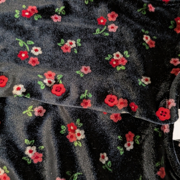 Vintage Black Velour Floral Baby Outfit Set - Picture 2 of 4